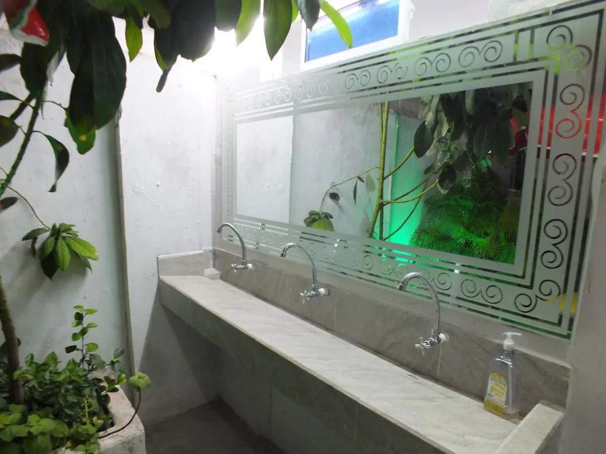 Хостел Hotel Nogales Royal Барранкилья